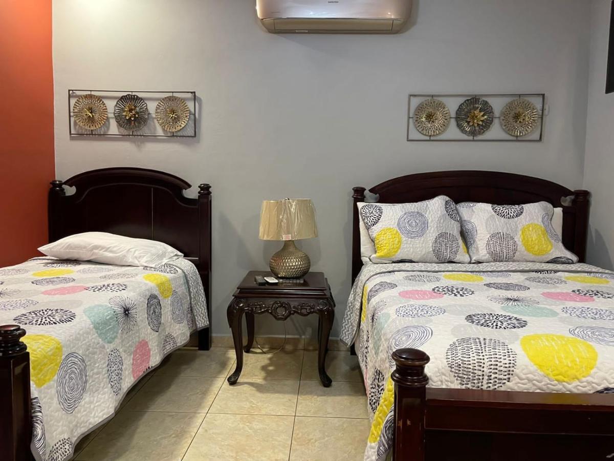 Refugio De La Montana B&B San Pedro Sula Pokoj fotografie
